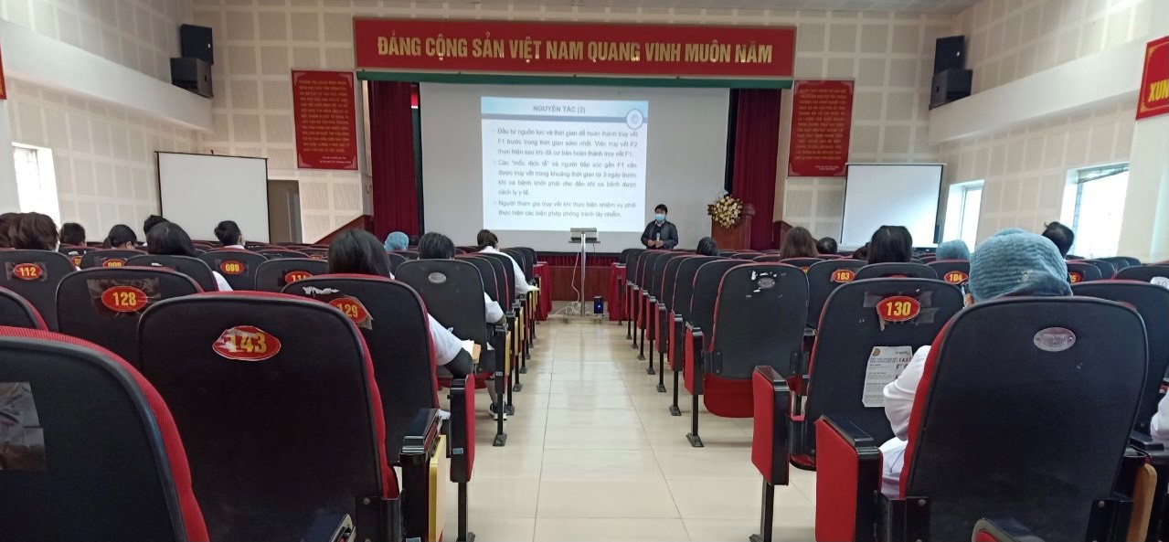 BỆNH VIỆN ĐA KHOA BẮC NINH TỔ CHỨC  TẬP HUẤN HƯỚNG DẪN THỰC HÀNH TRUY VẾT NGƯỜI TIẾP XÚC VỚI NGƯỜI CÓ XÉT NGHIỆM SARS – COV-2 DƯƠNG TÍNH