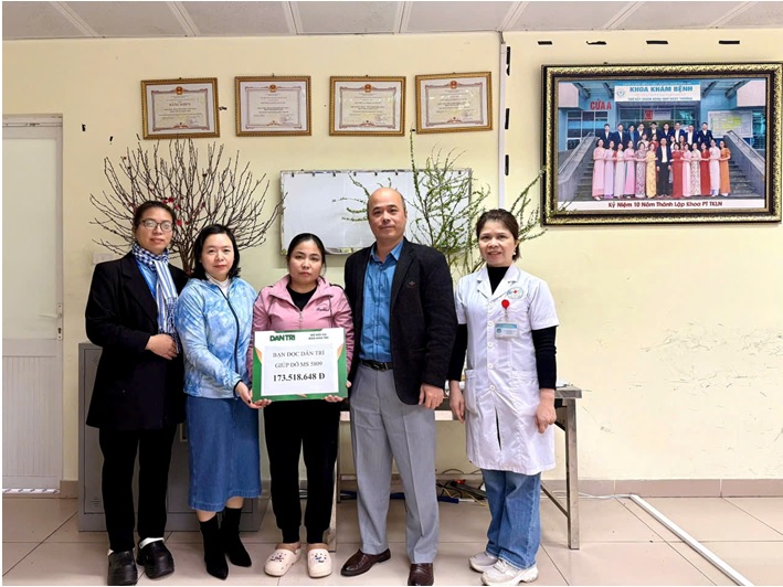 LAN TỎA NHÂN ÁI - BÁO DÂN TRÍ TRAO GẦN 194 TRIỆU ĐỒNG HỖ TRỢ BỆNH NHÂN LÊ VĂN DIỄN