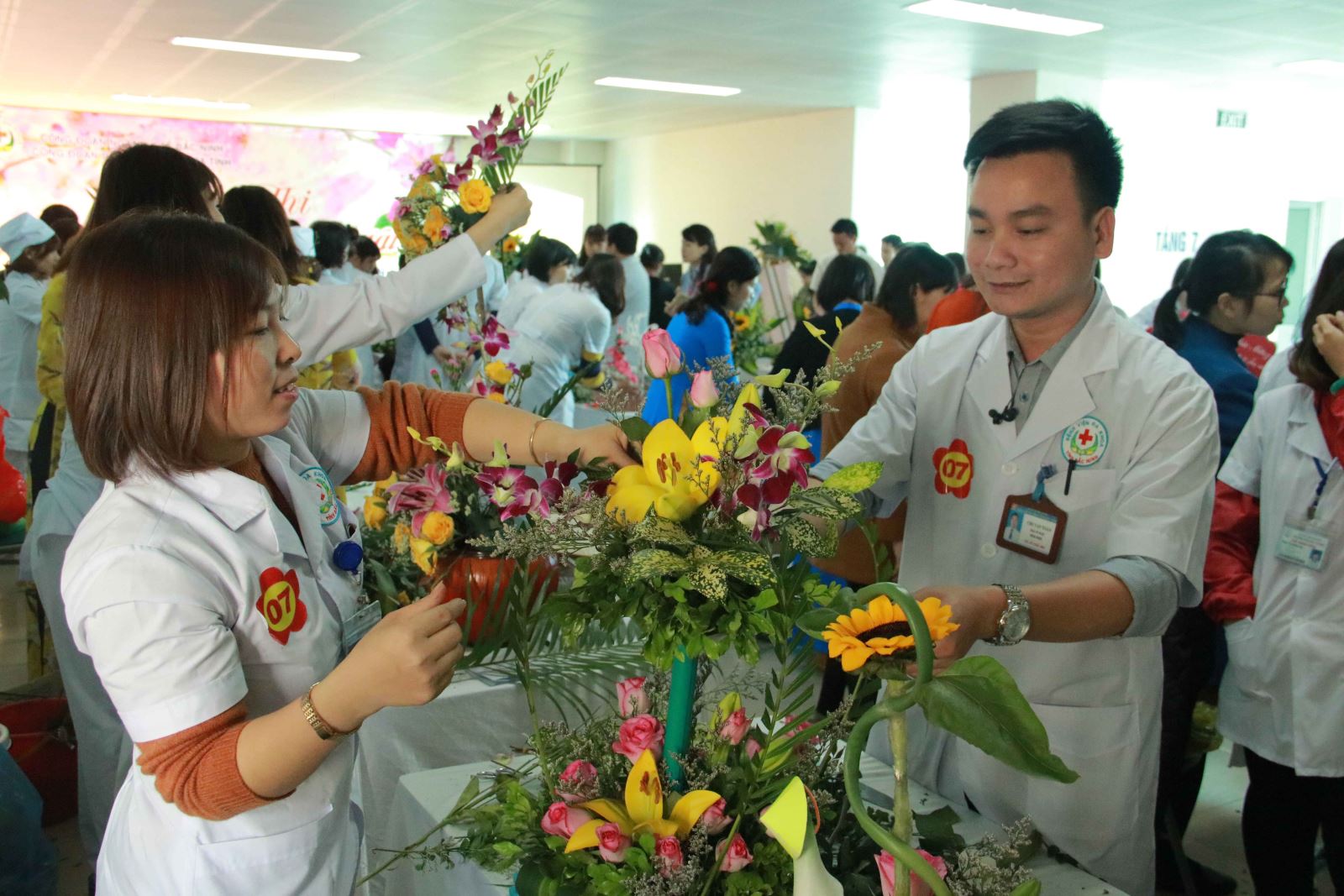  Công đoàn Bệnh viện đa khoa tỉnh Bắc Ninh tổ chức Hội thi cắm hoa nghệ thuật chào mừng 108 năm Ngày Quốc tế Phụ nữ và 1978 năm khởi nghĩa Hai Bà Trưng